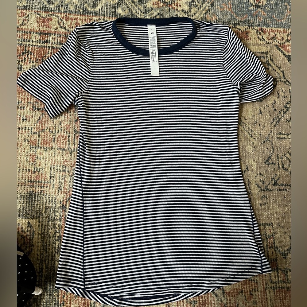 Lululemon Hold Tight Short Sleeve